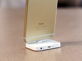Apple iPhone Lightning Dock – Gold